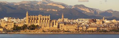 Flug und Hotel in Palma de Mallorca