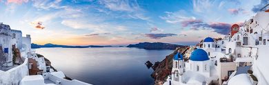 Envie d’évasion ? Voyagez à la découverte d'Oia, en Grèce 