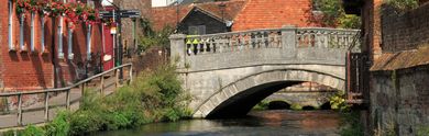 Top 5-star hotels in Winchester, at exclusive prices